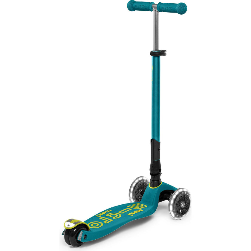 Micro Maxi Foldable LED Scooter