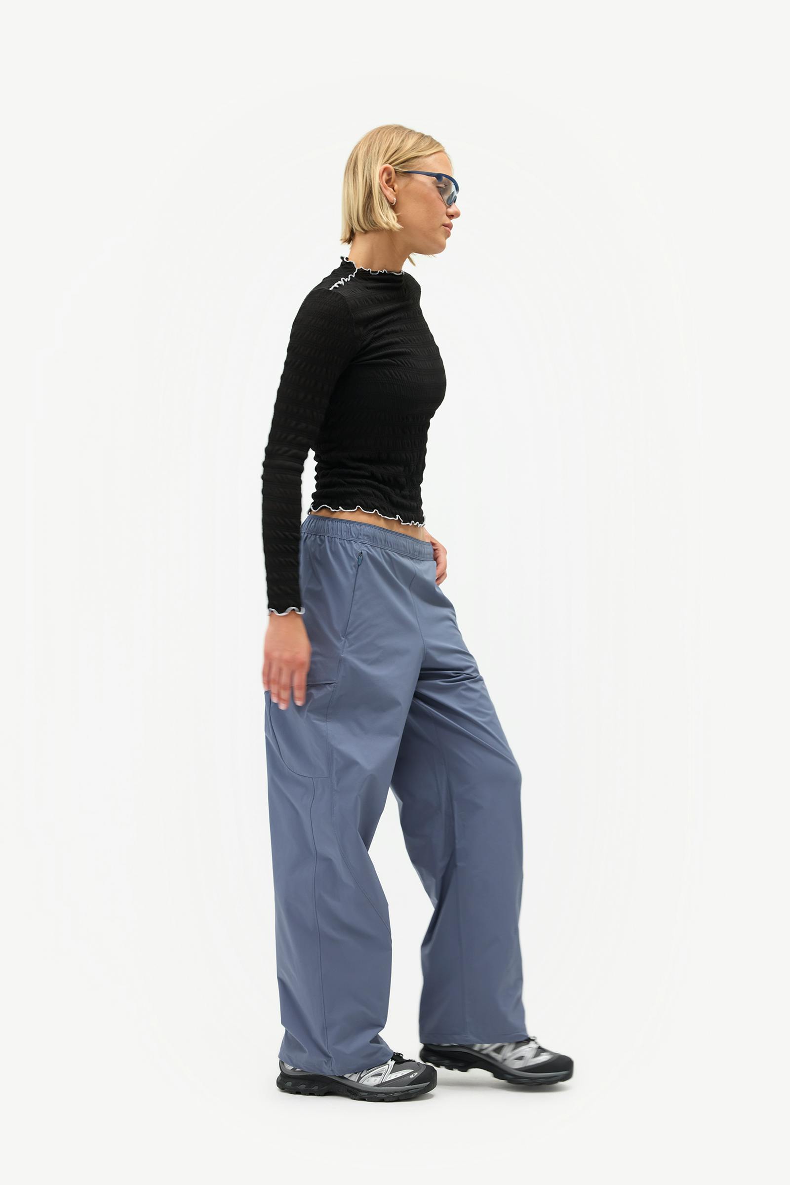 Ynes Long Sleeve Top, Black