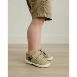 Leo Star Sneaker