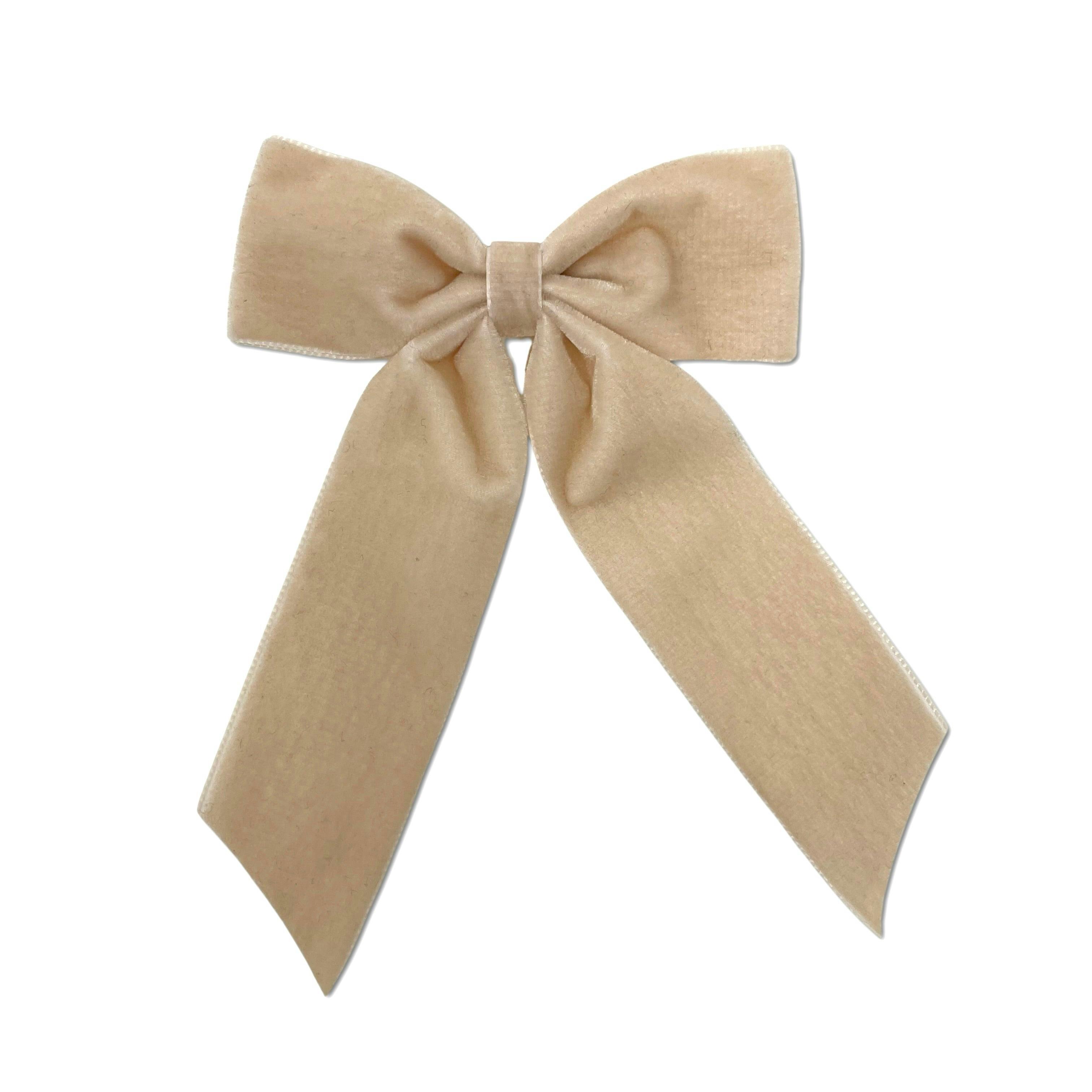 Big Velvet Bow, Porcelain