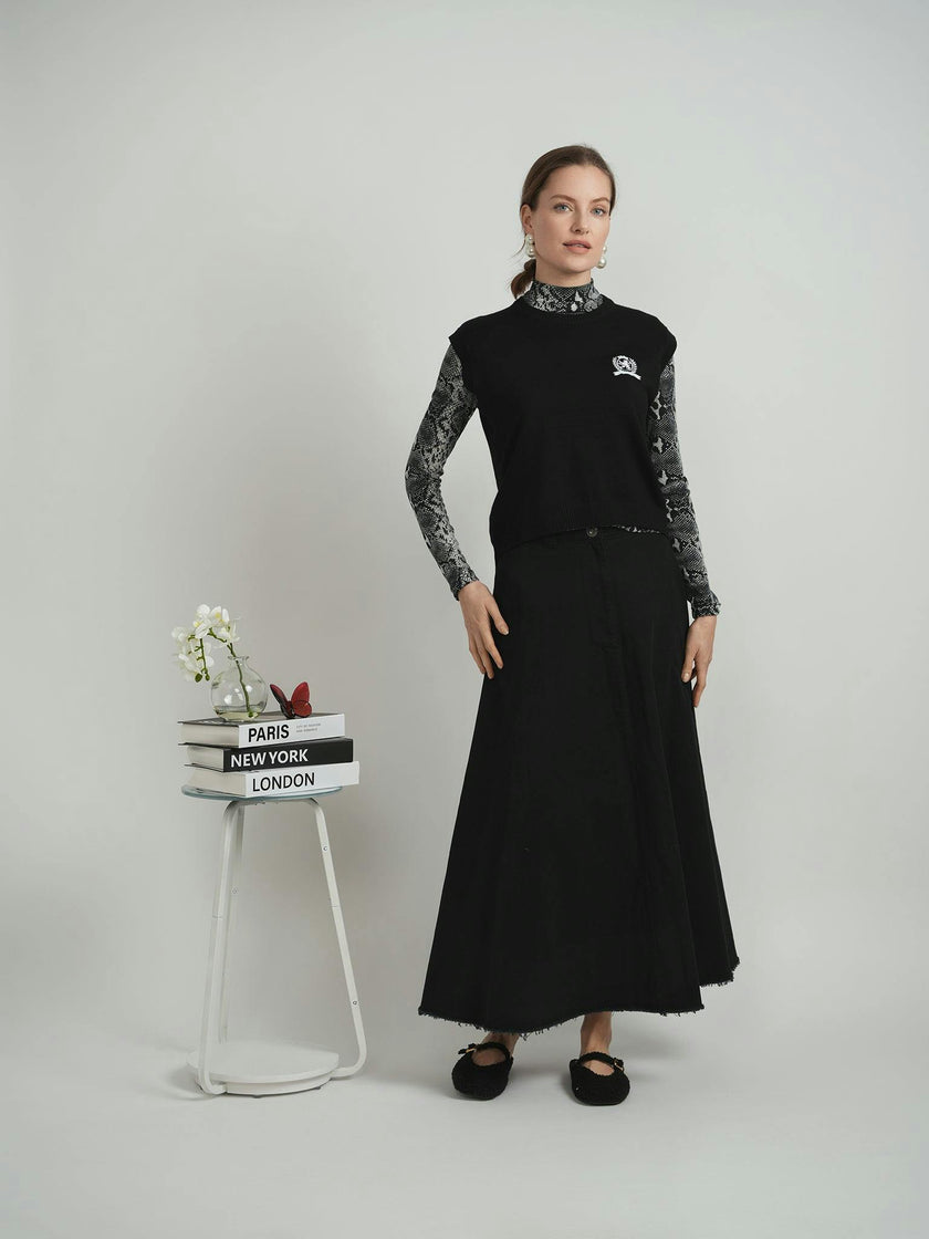 Embrodery Knit High Low Vest