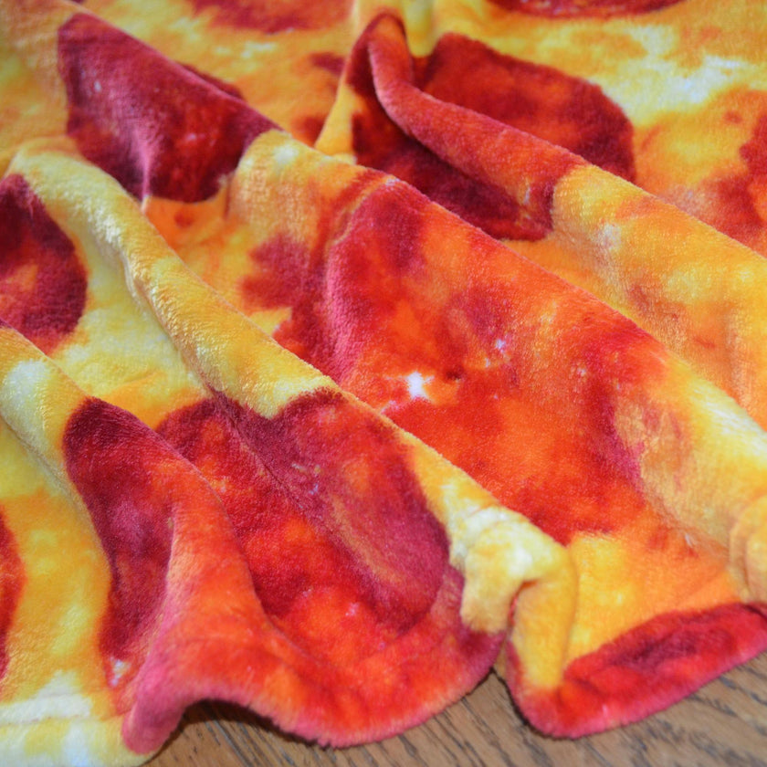 Blanket & Pillow Set: Wrap-A-Roni Pizza