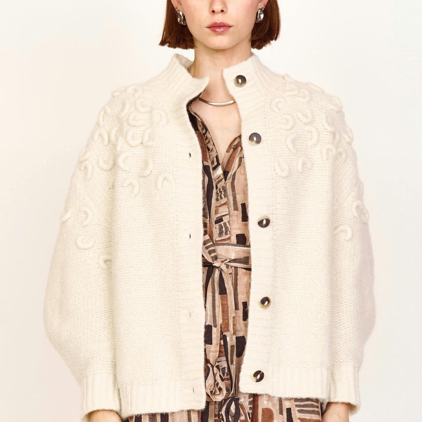 Cusco Croissant Cardigan in Ivory