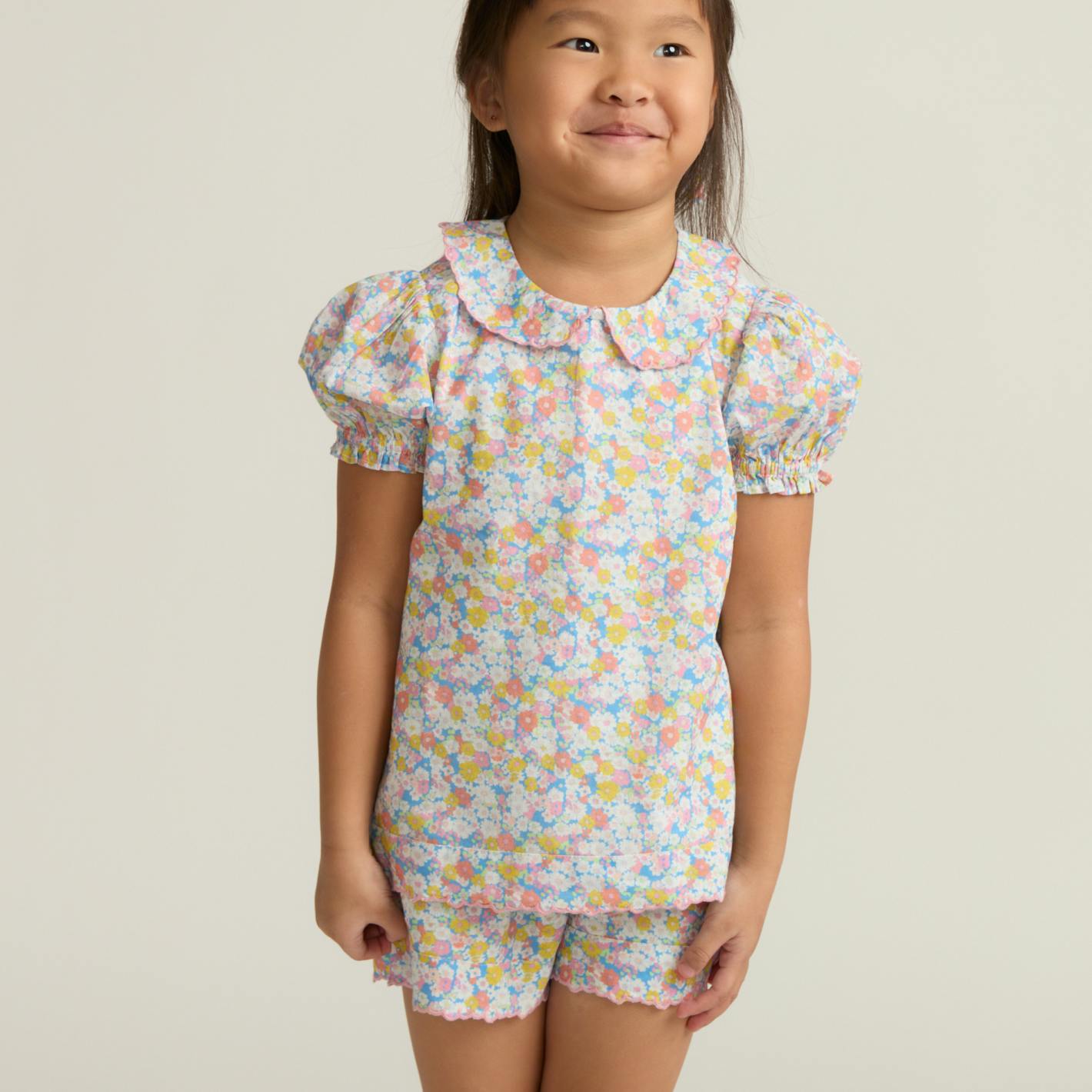 girls jasmine blossom puff sleeve top and short set
