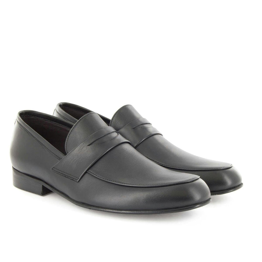 Ceremony Smooth Leather Loafer, Black