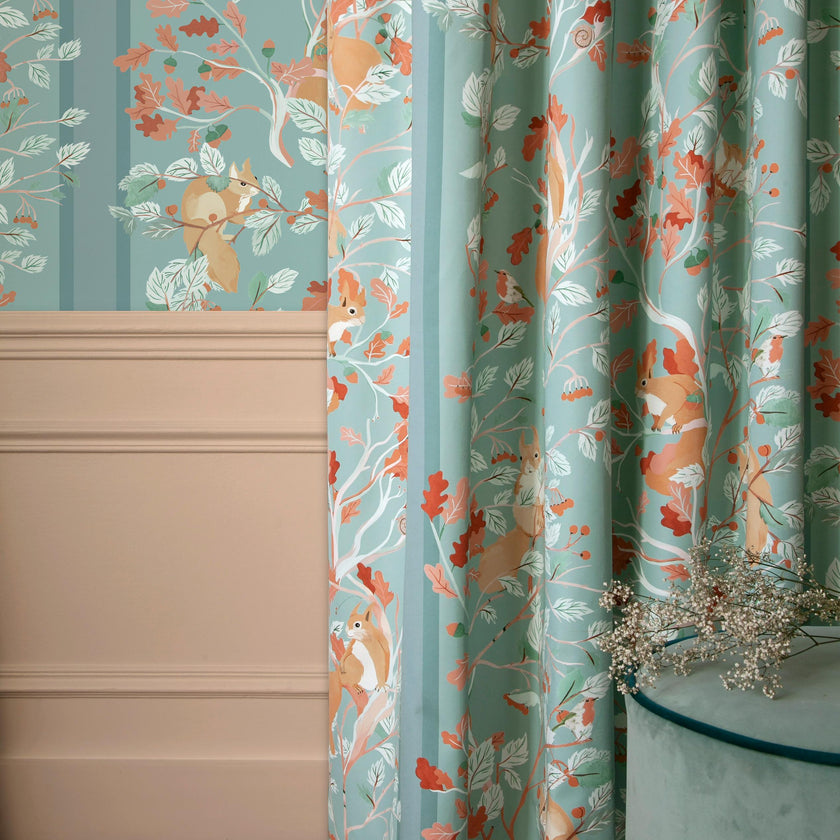 Papier peint CASSE-NOISETTE coloris Vert d'eau