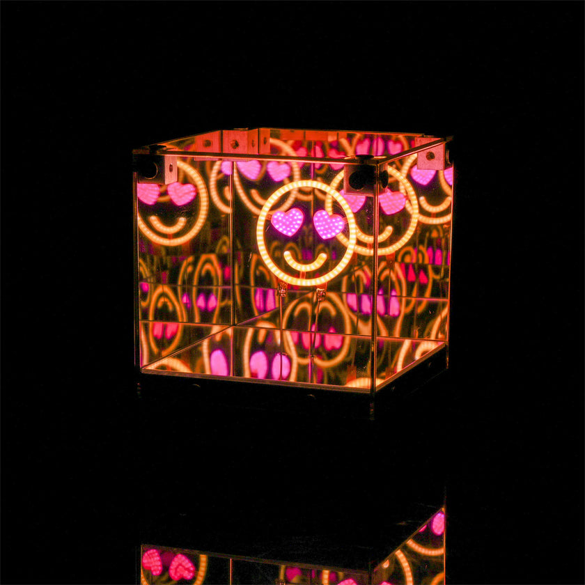 LED 3D Mirror Cube-Smile