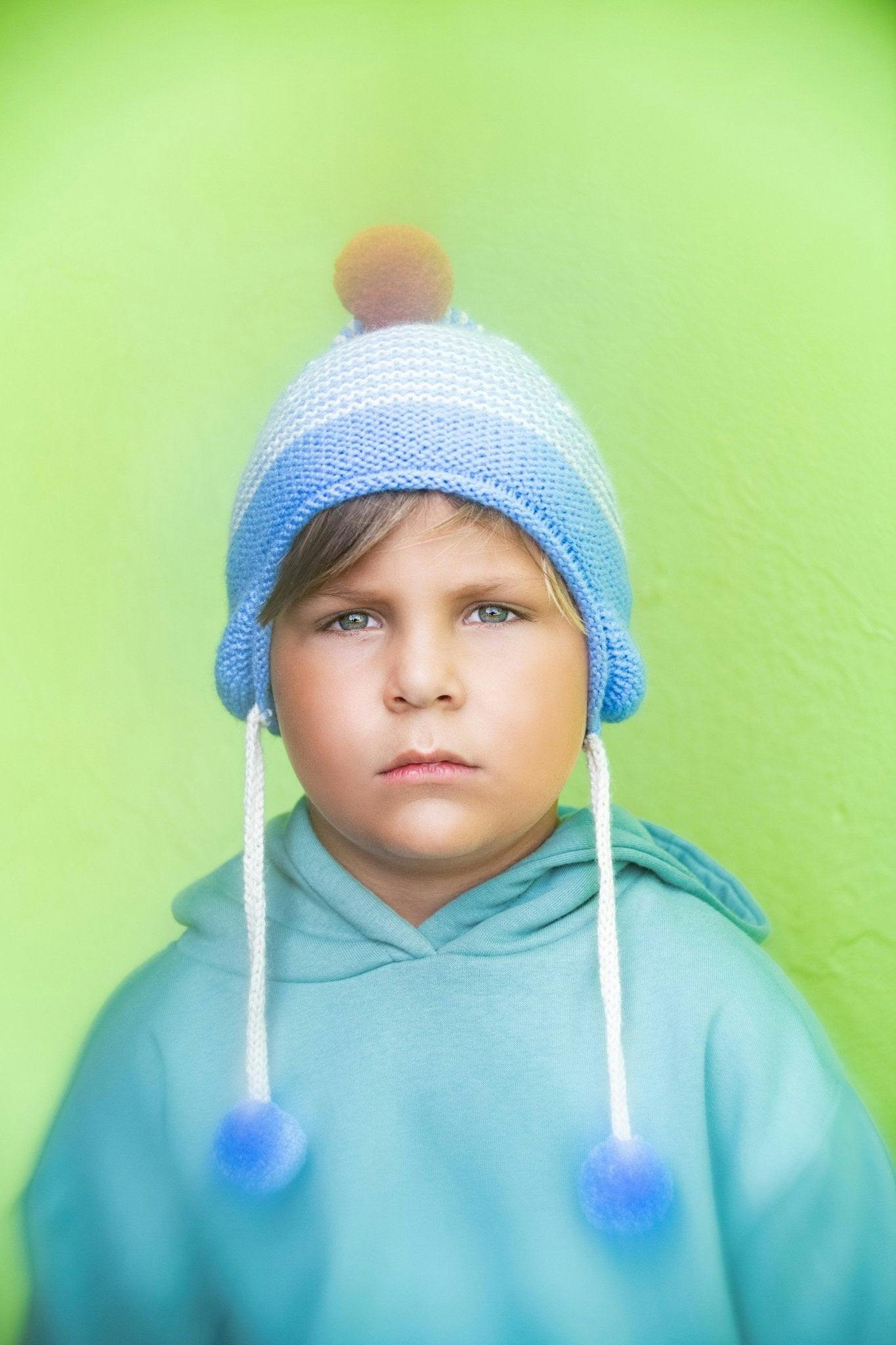 Pom String Hat