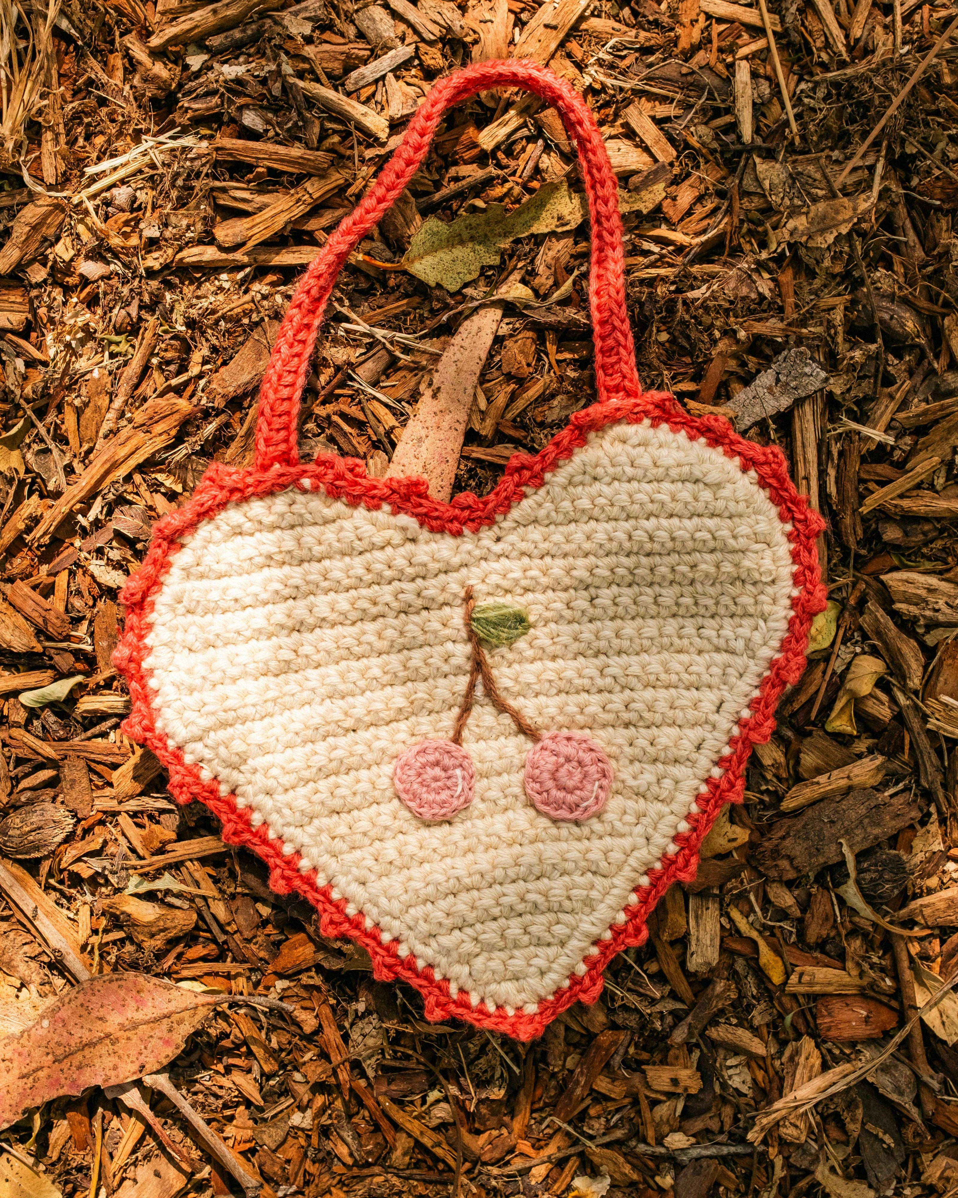 Crochet Purse in Cherry Bloom
