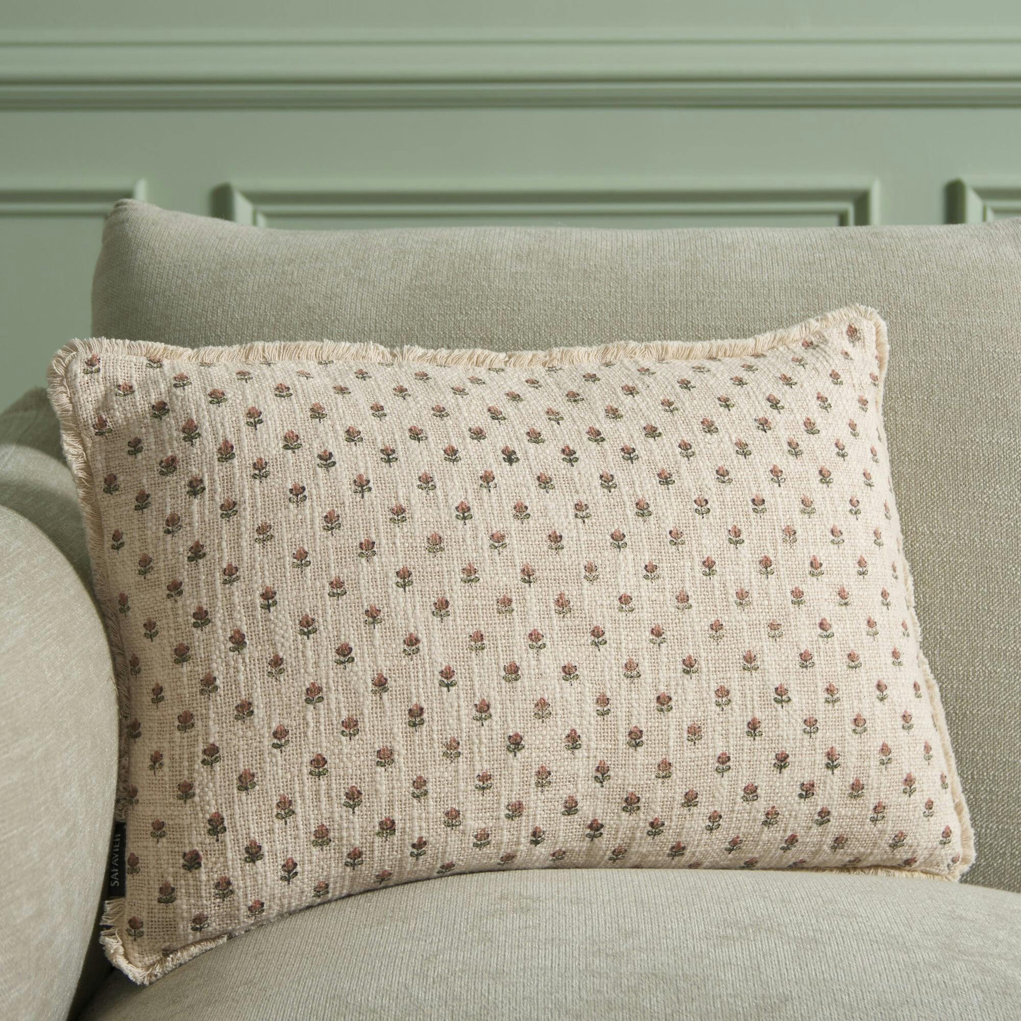 Armas Pillow