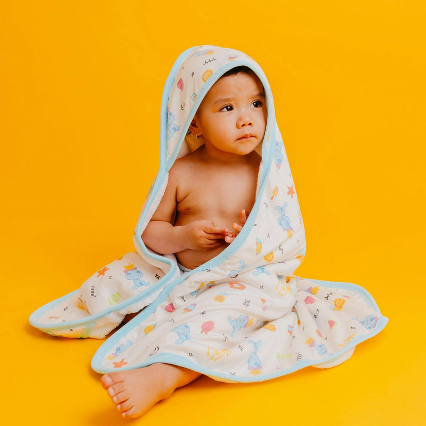 Premium Baby Knit Hooded Towel - Disney Scrump Dreamsicles