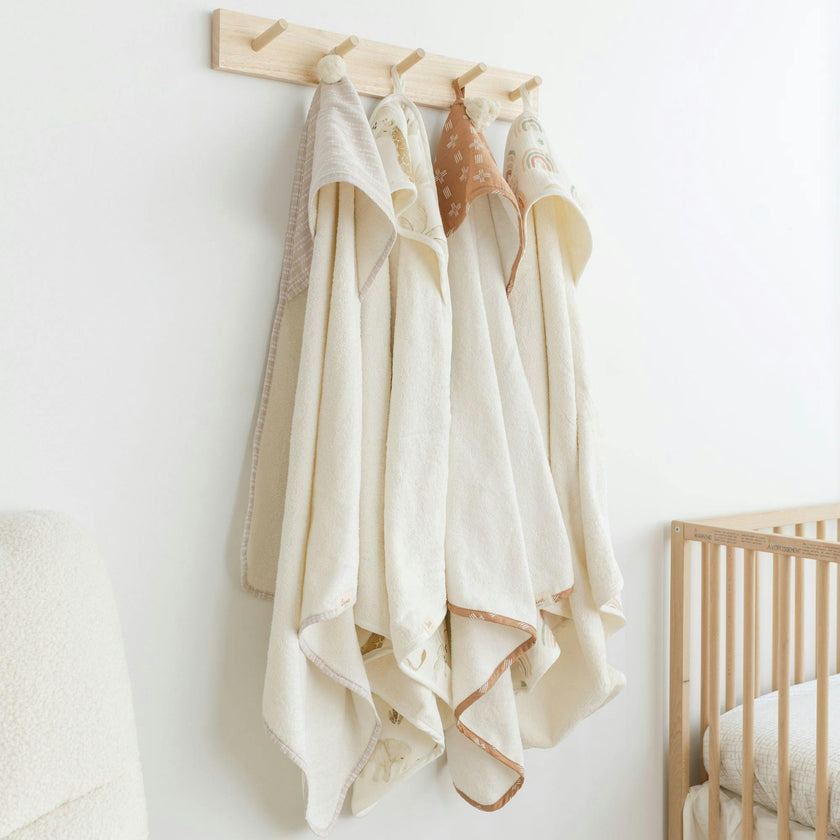 Cove Dot Hooded Baby Bath Towel