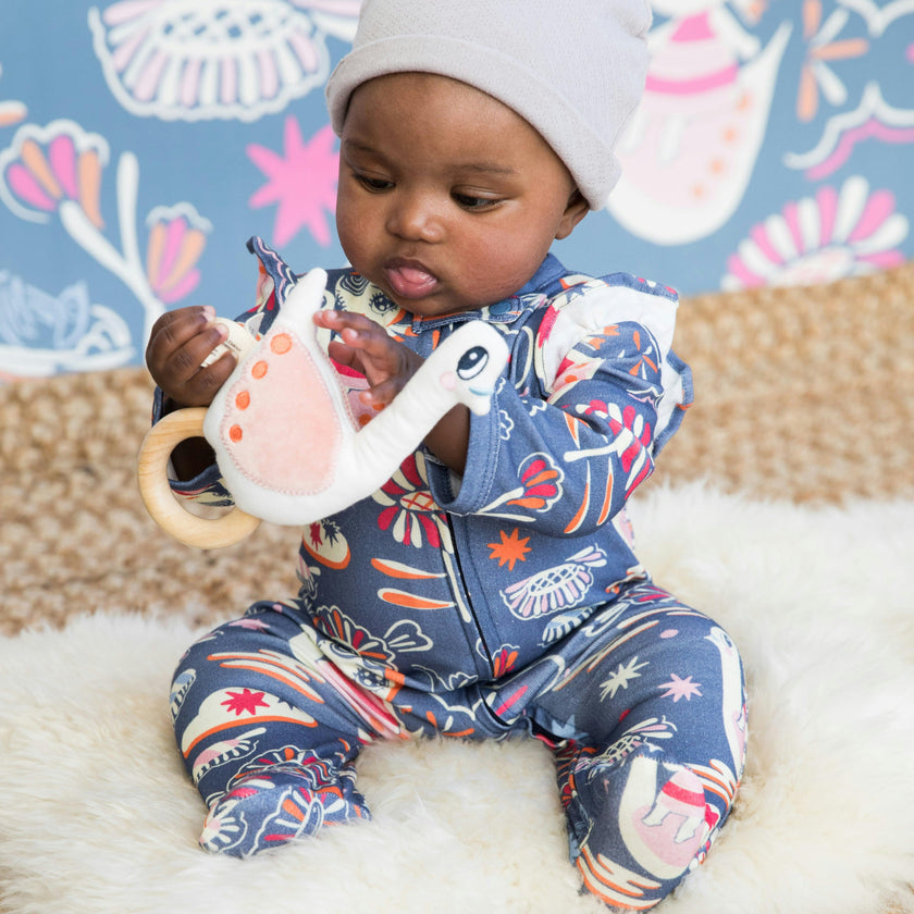 Swan Rattle