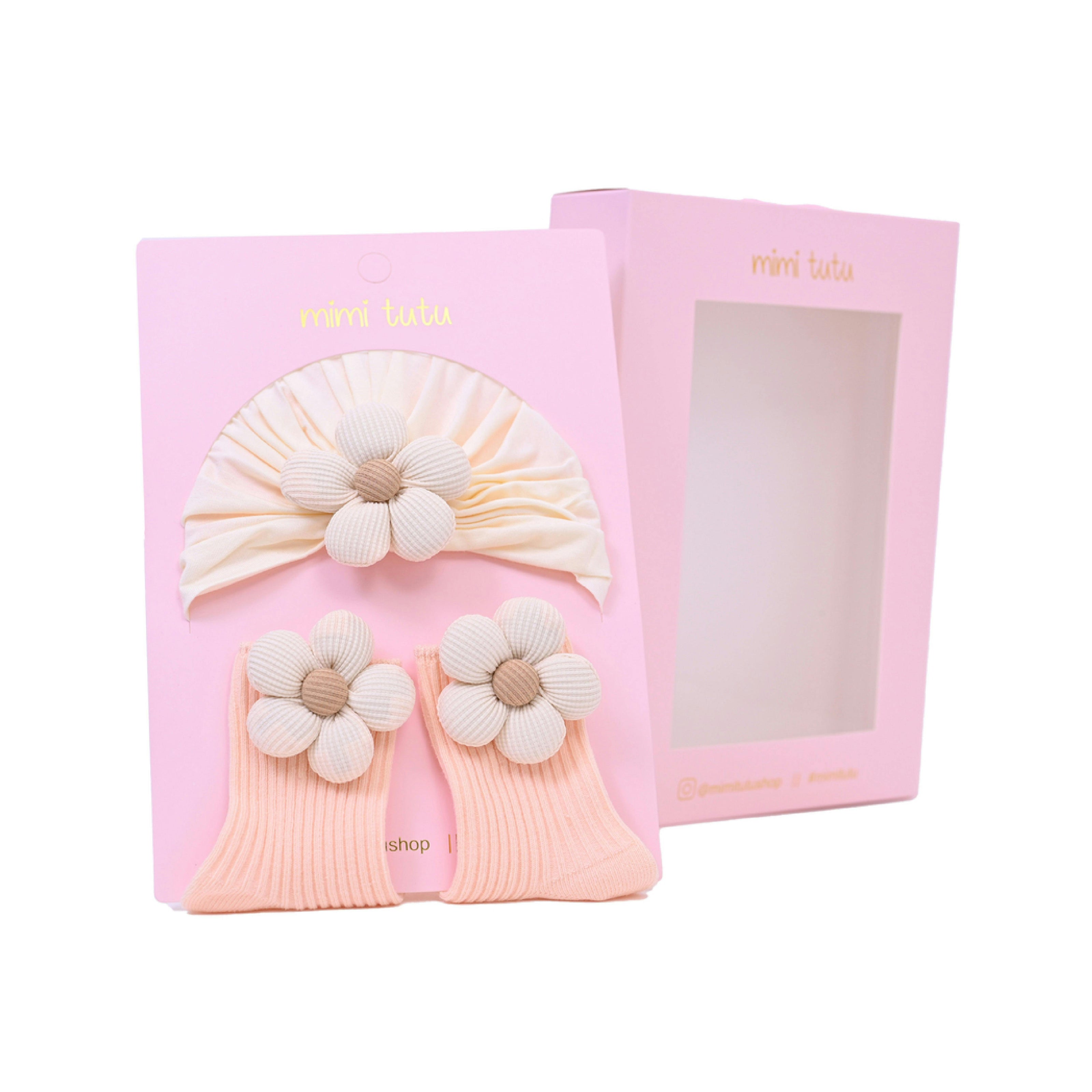 Tiny Tots Hat & Sock Gift Set