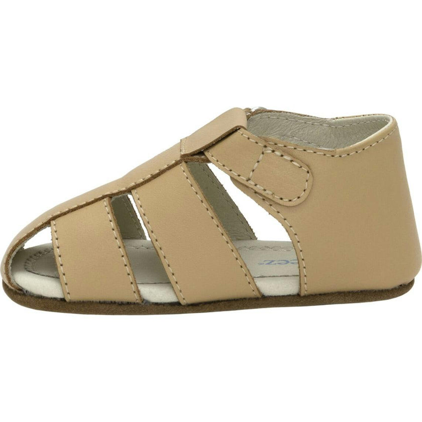 Matthew First Kicks Sandals in Tan