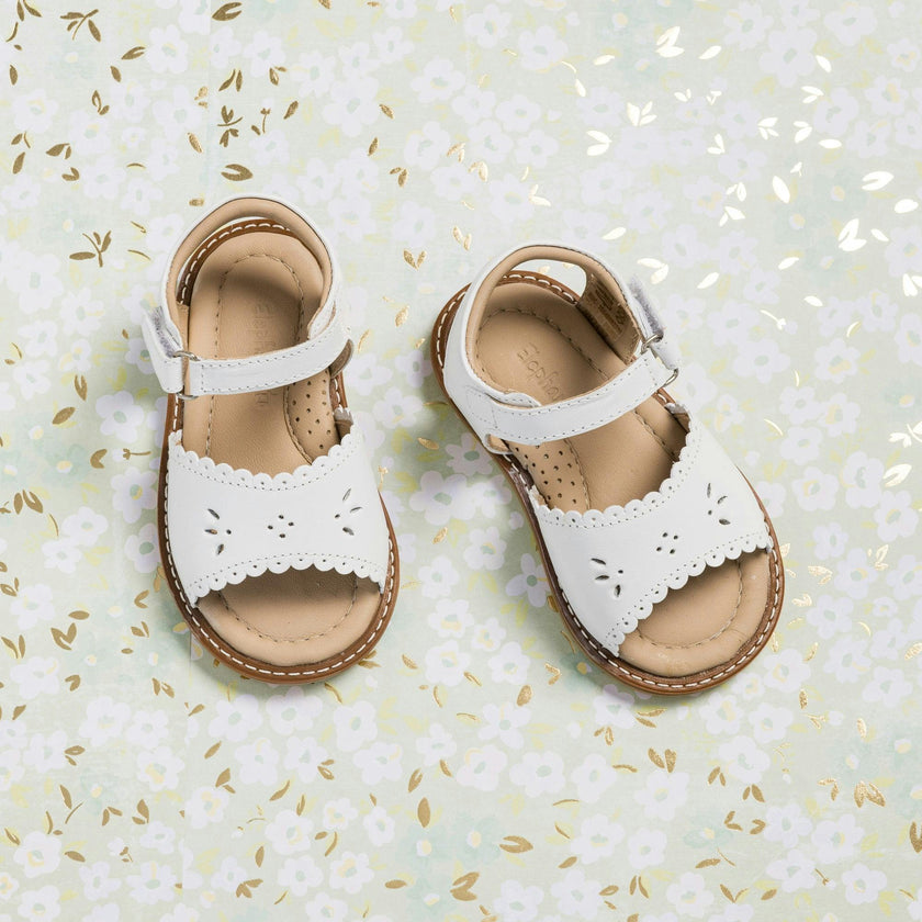 Toddler Classic Scallop Sandal | White Leather