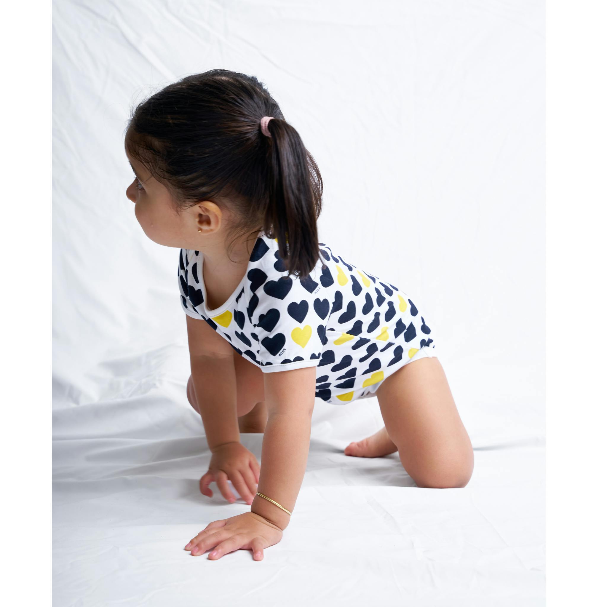 Black & Yellow Hearts Short sleeve bodysuit
