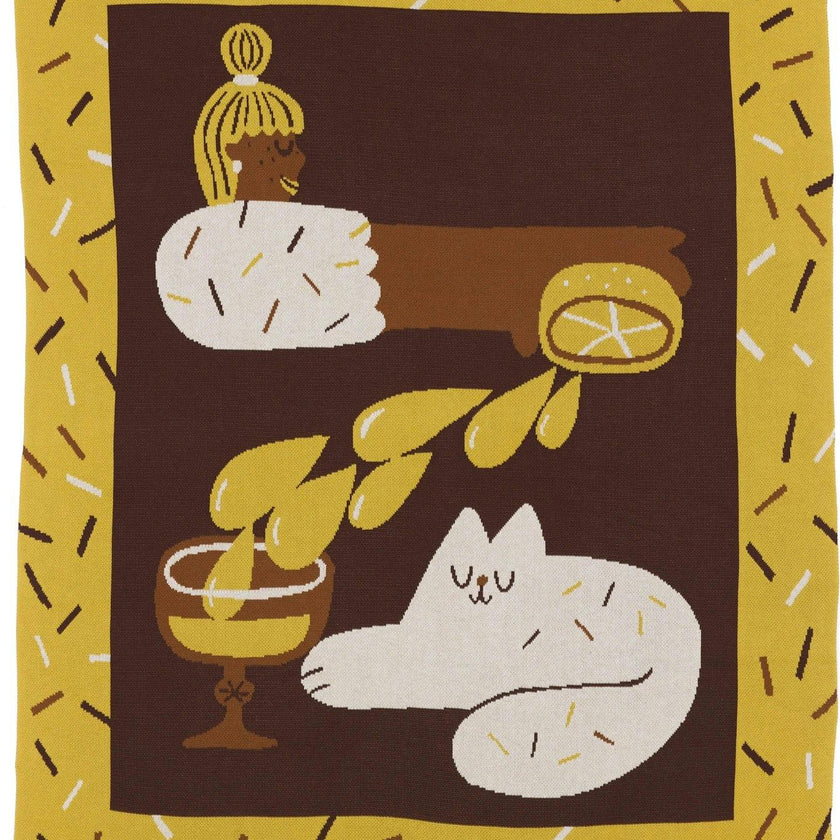 Cocktail Cat Knit Blanket