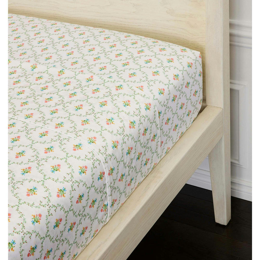 The Fitted Sheet - Pastel Trellis