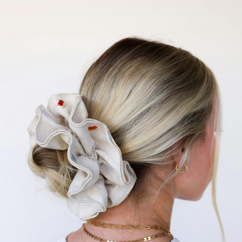 CREAM FARMERS MARKET CORSET SCRUNCHIE