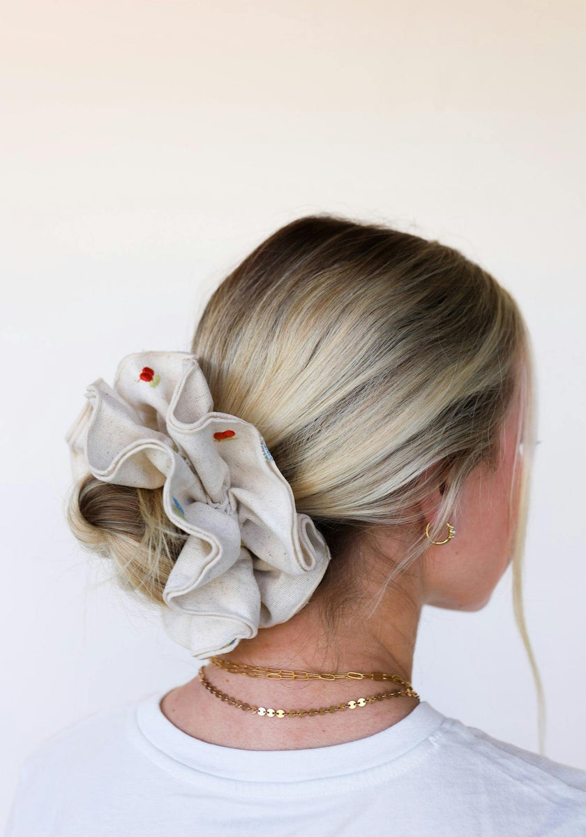 CREAM FARMERS MARKET CORSET SCRUNCHIE