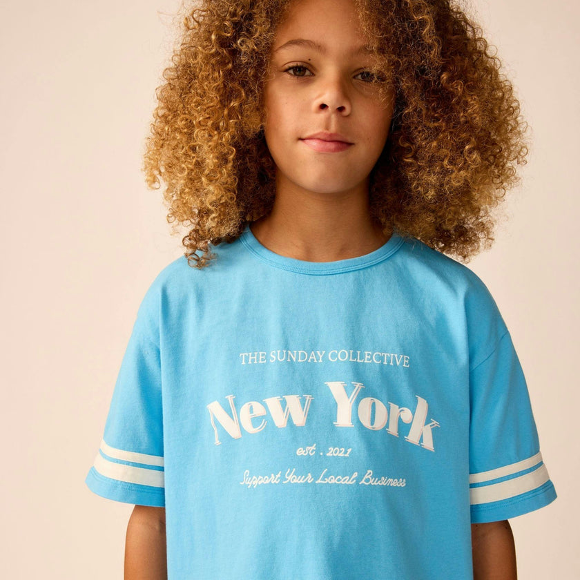 Organic Weekend Tee in Buzzer Blue