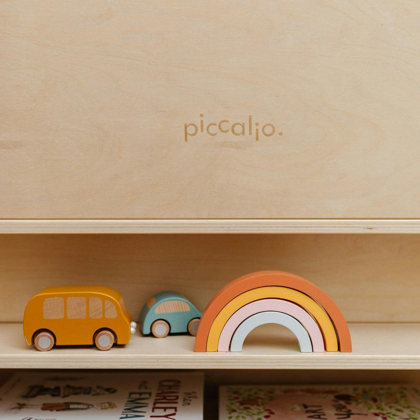 Montessori Bookshelf