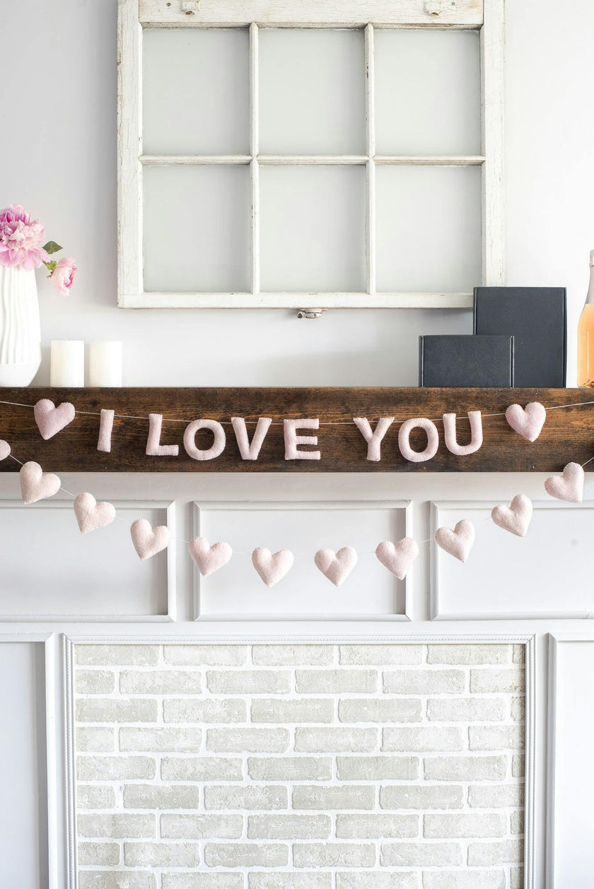Heart Garland (Pink)