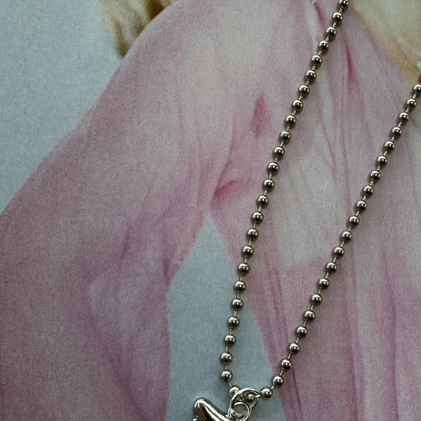 SILVER SHARK TOOTH NECKLACE