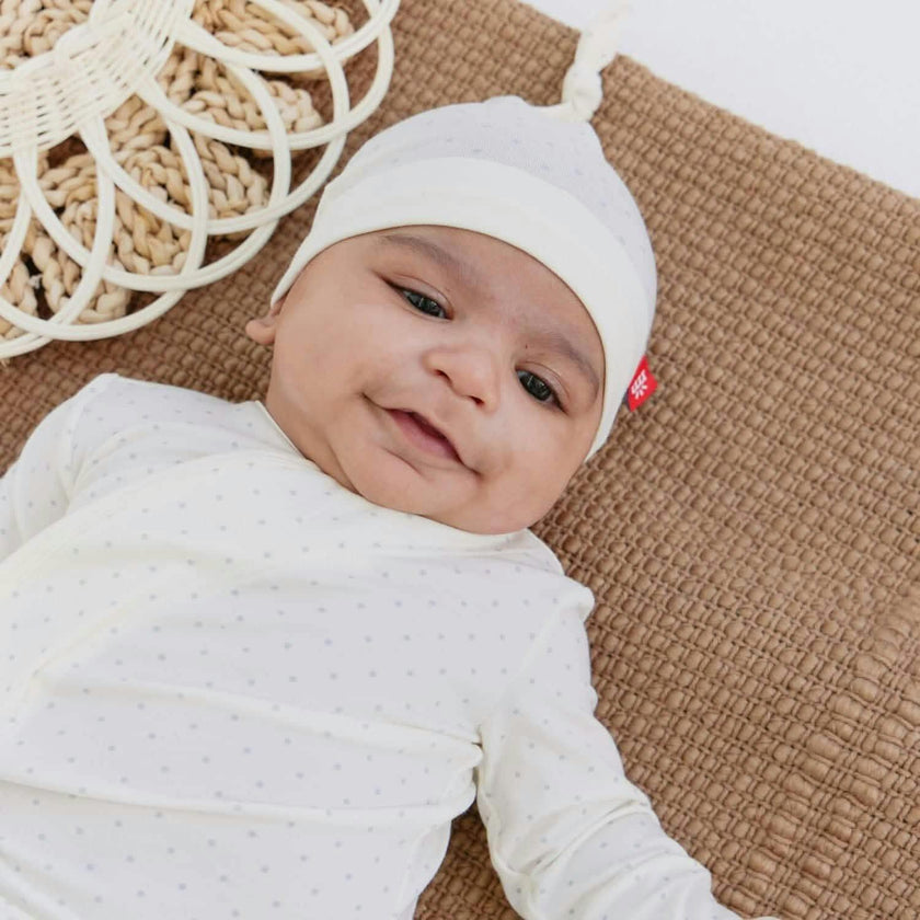 Magnetic Gown & Hat Set