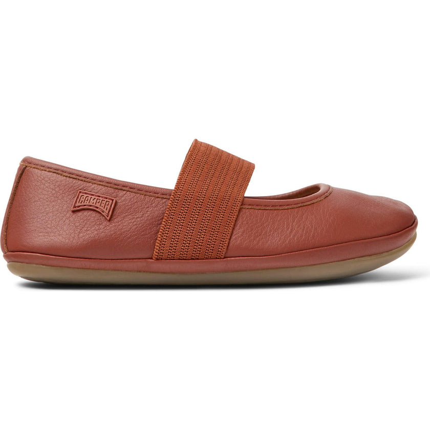 Right Elastic Strap Leather Ballerinas, Red