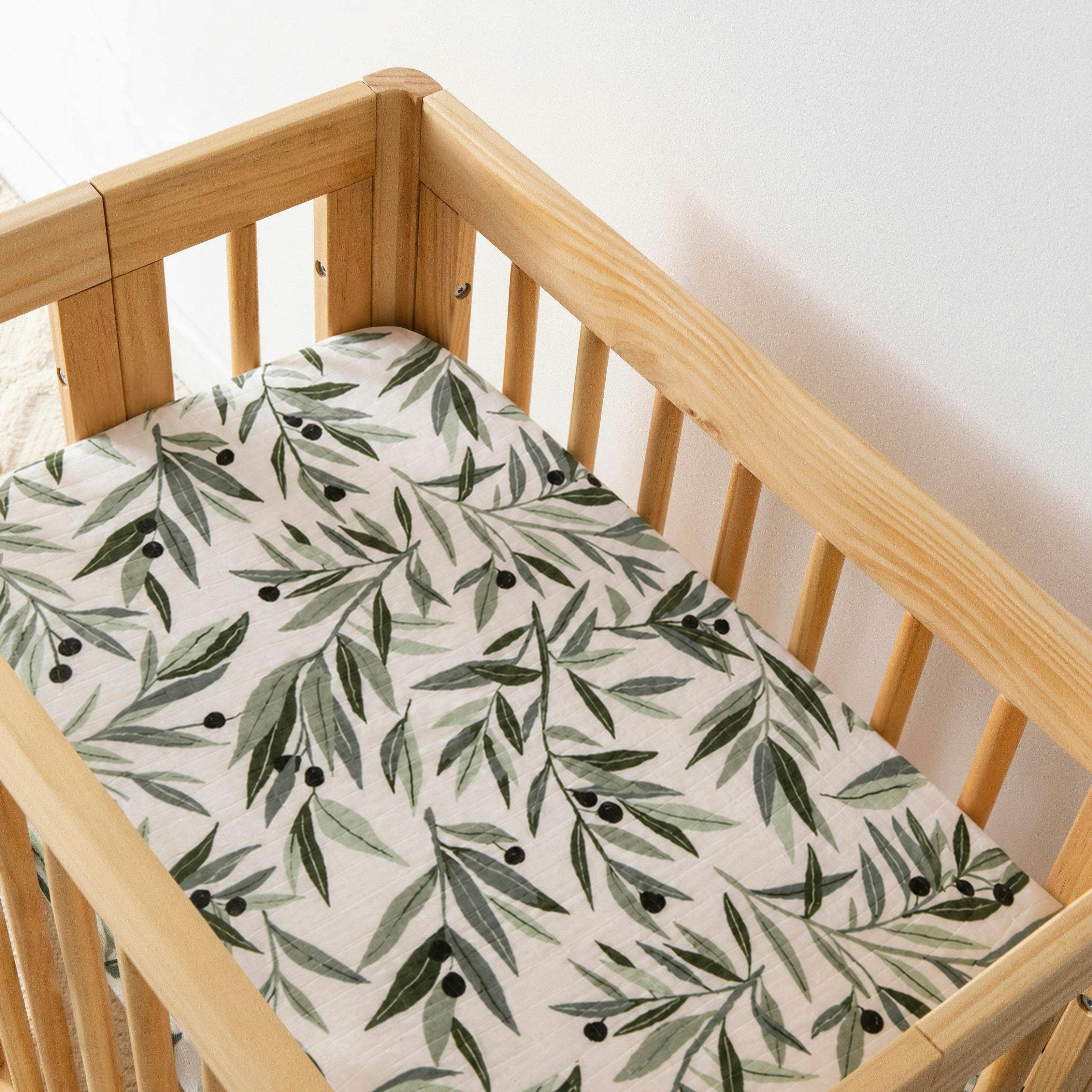 Babyletto All-Stages Bassinet Sheet in GOTS Certified Organic Muslin Cotton