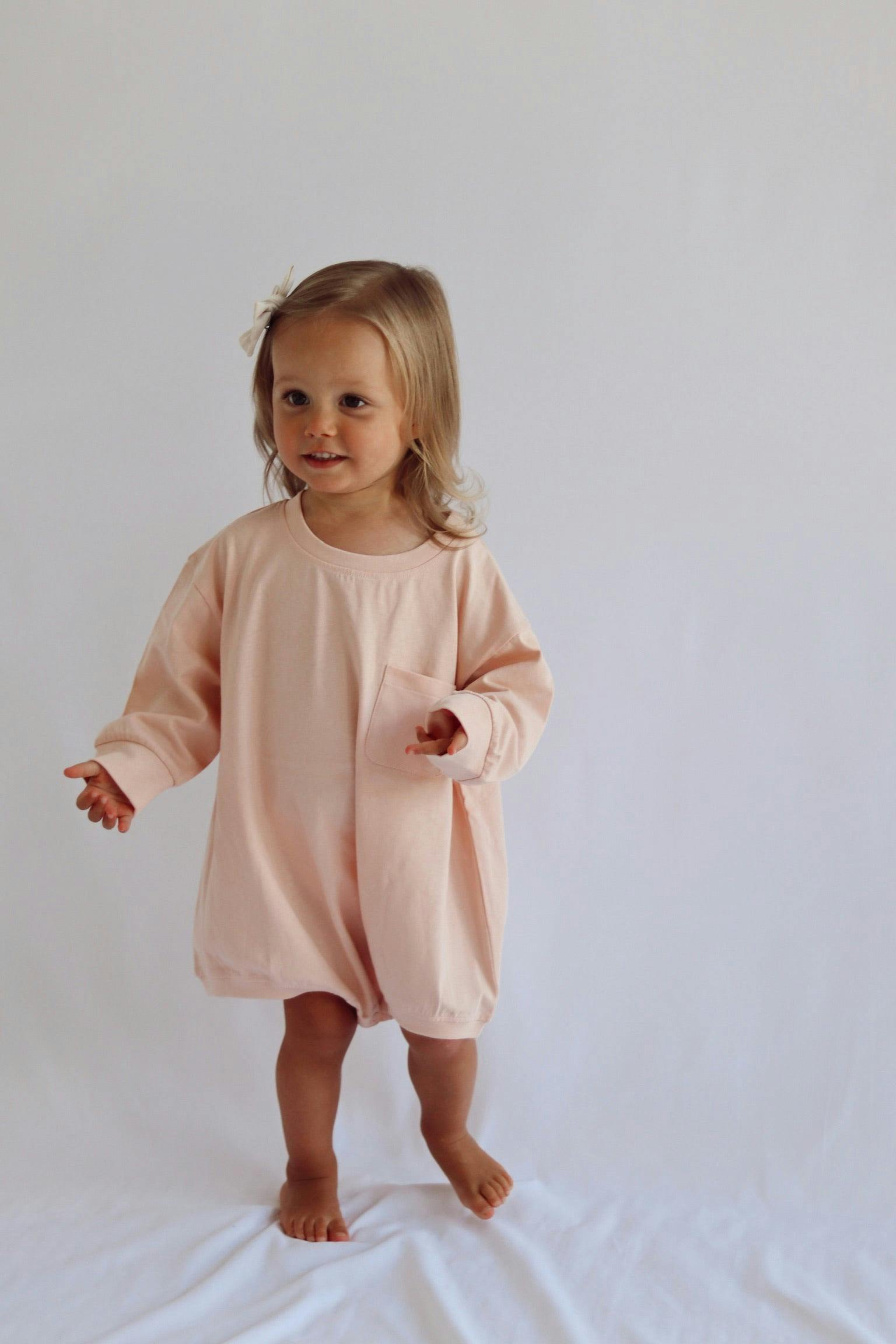 Harley Pocket Romper in Peach Powder