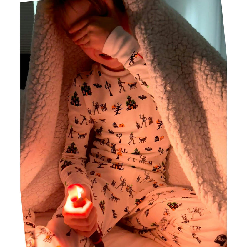 The Organic Long Sleeve Pajama Set [Spooky Skeletons]