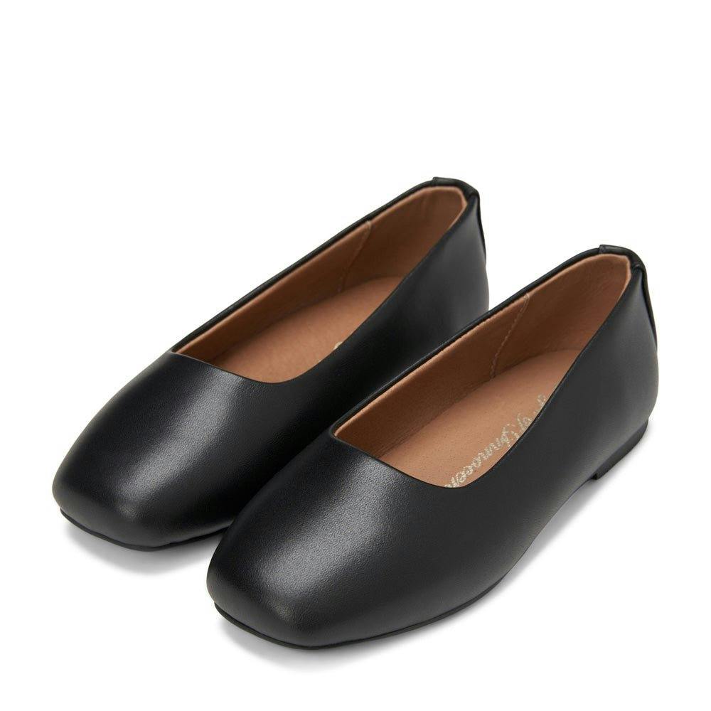 Ember Square Toe Leather Flats