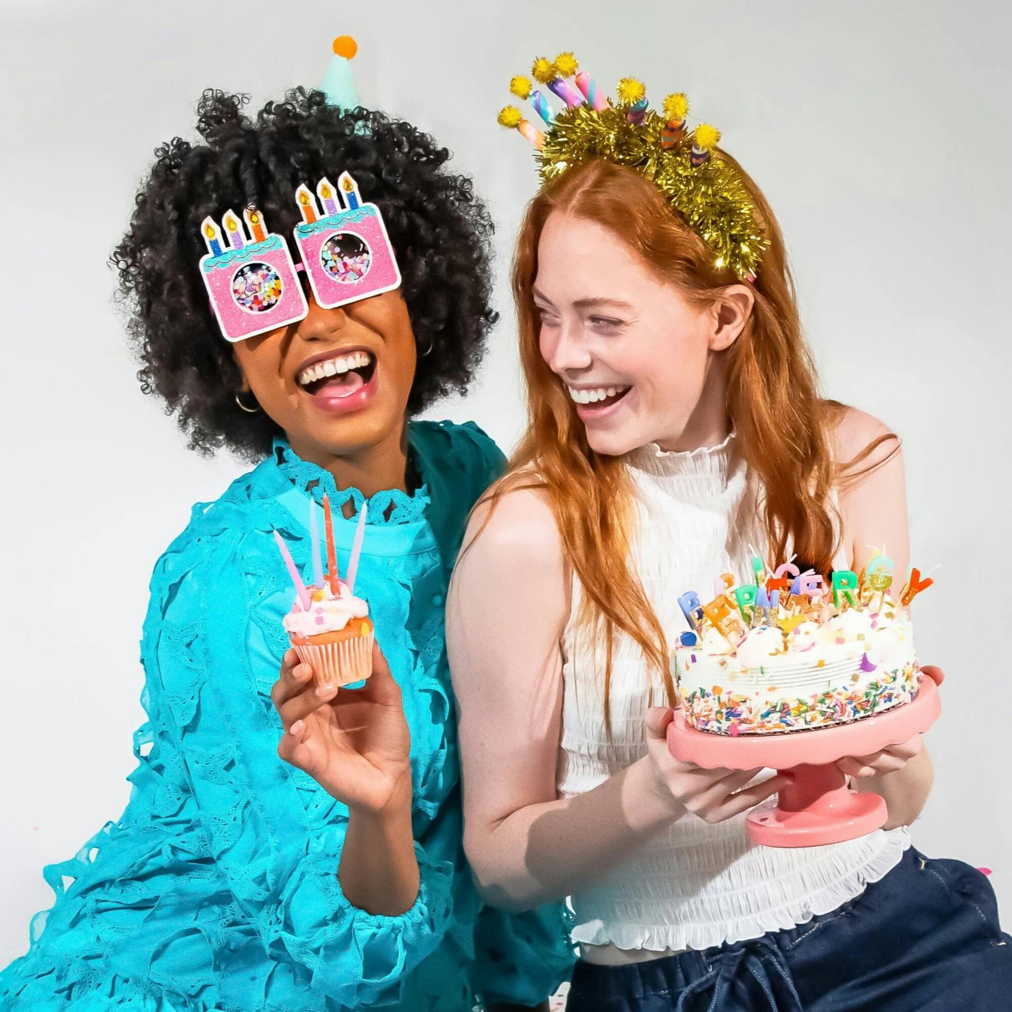 Packed Party Confetti Birthday Cake Novelty Glasses – Glitter Cake-Shaped Frames with Confetti-Filled Shaker Lenses and Jewel Candle Details, One Size