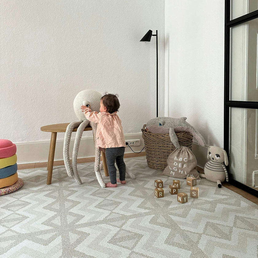 Kilim - Feather Gray - Play Mat, Prints