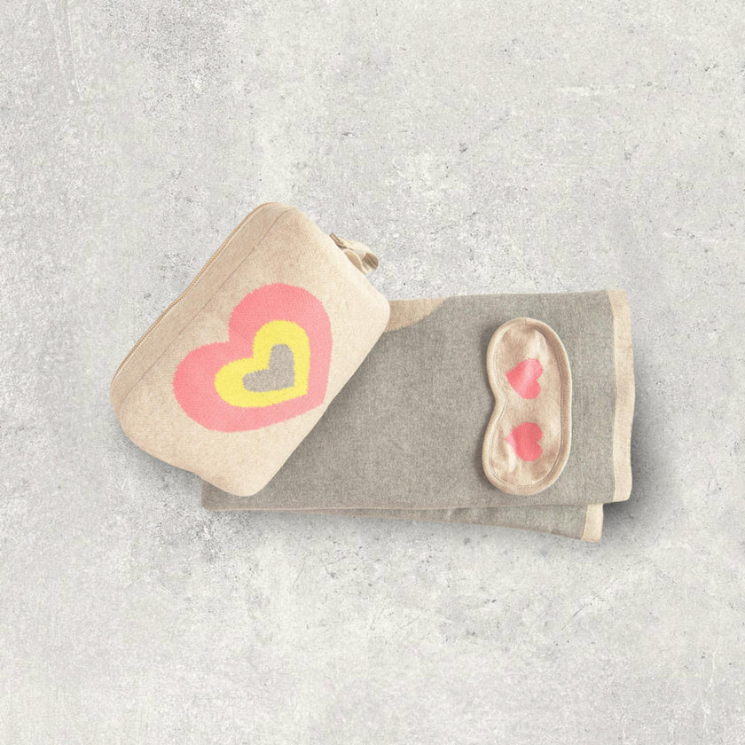 Crazy Hearts Blanket Travel Set