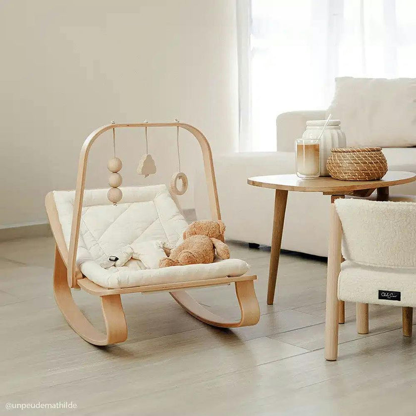 LEVO Baby Rocker in natural wood