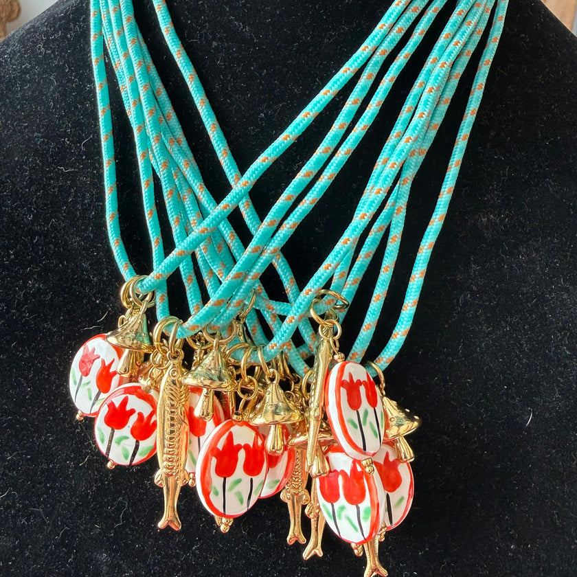 SUMMER CORD FISH CHARM NECKLACE