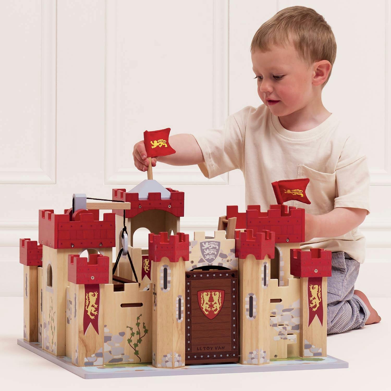 Lionheart Wooden Castle