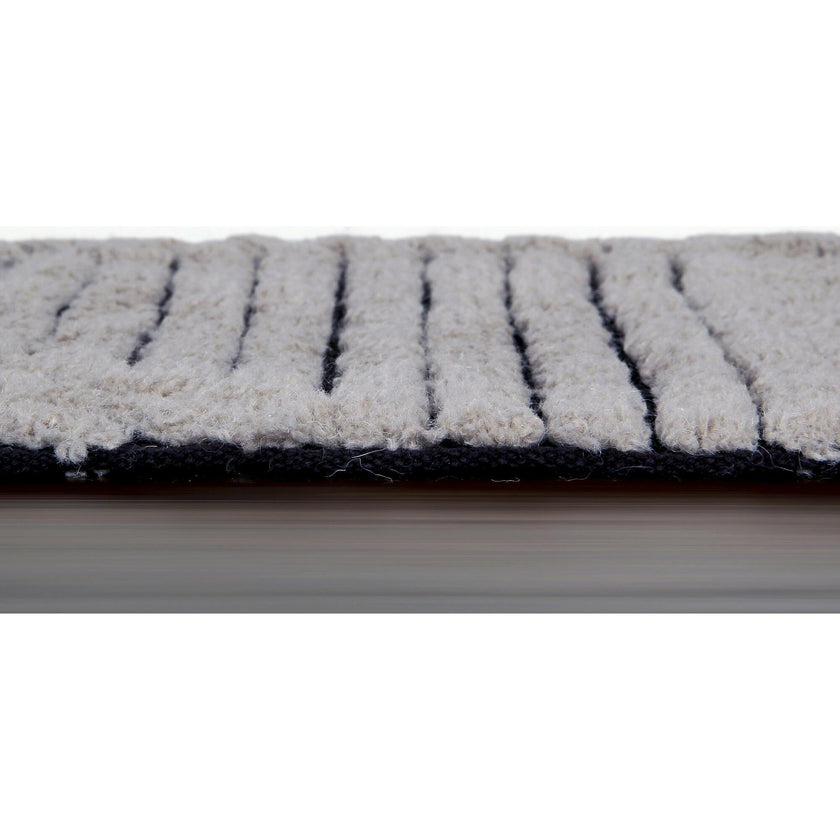 Black Chia Woolable Rug