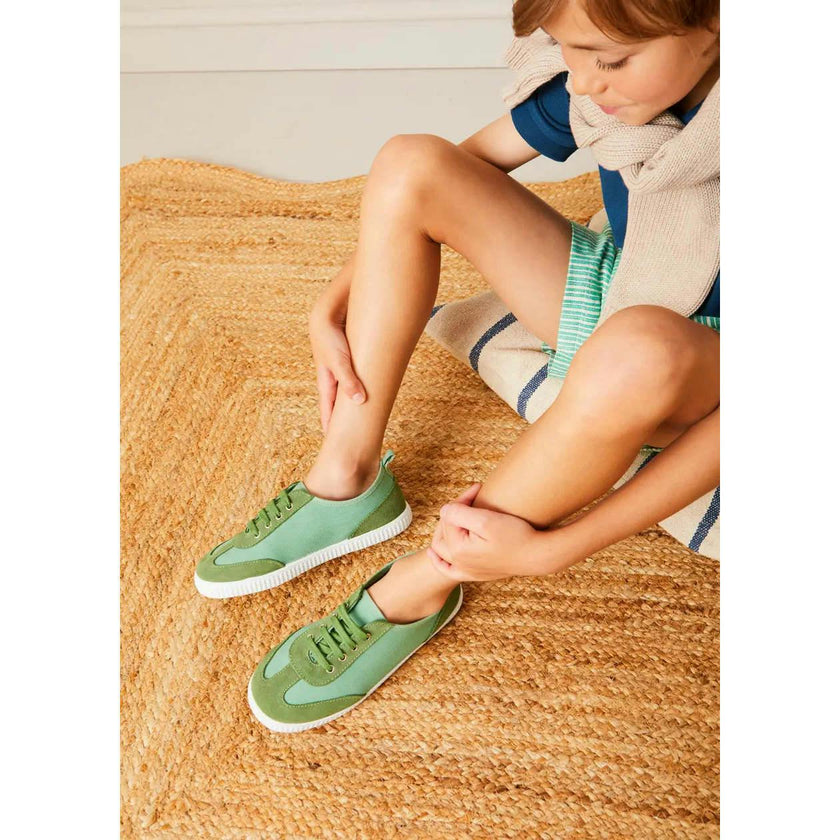 Canvas Lace Up Plimsols in Green (23-35EU)