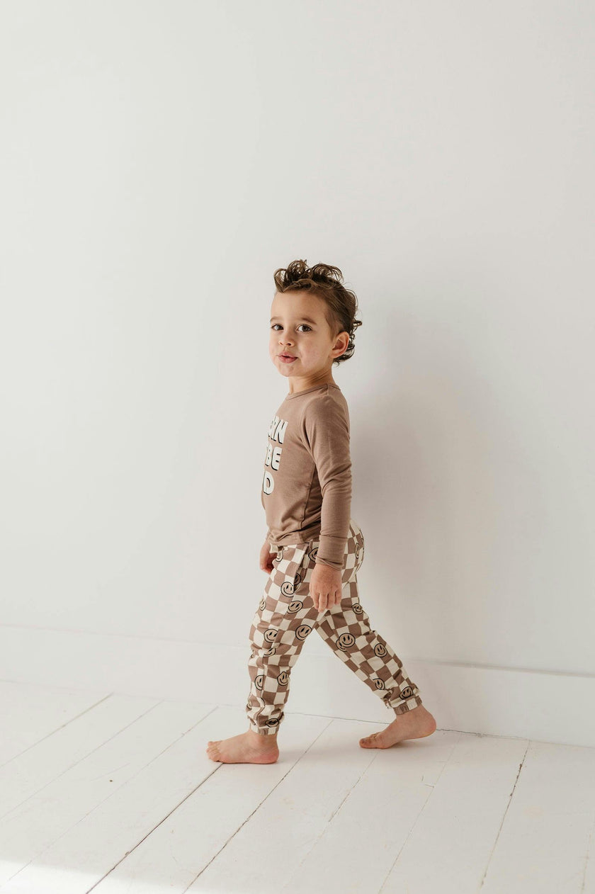 Boys Joggers in Smiley Check in Portabella