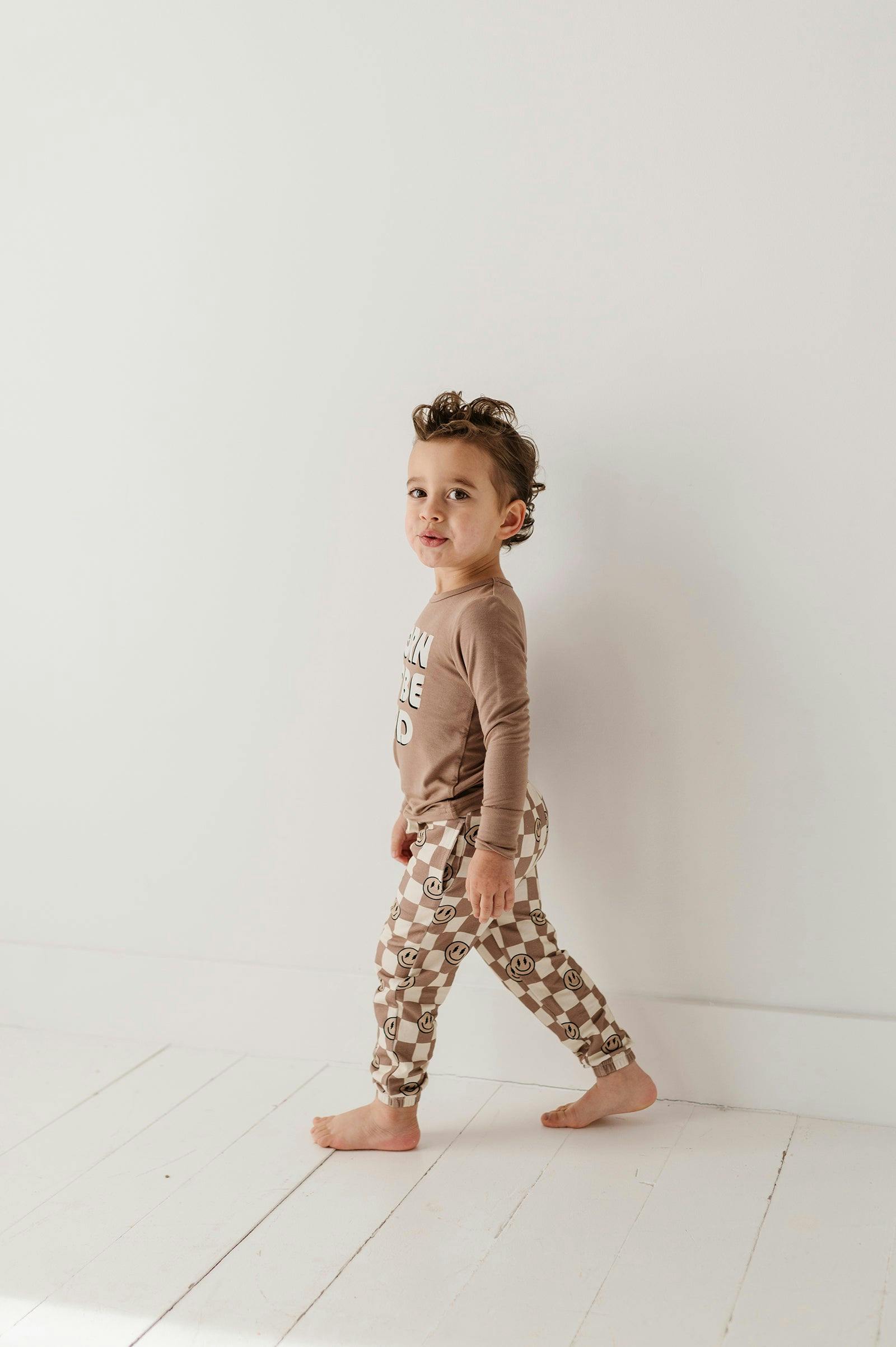 Boys Joggers in Smiley Check in Portabella