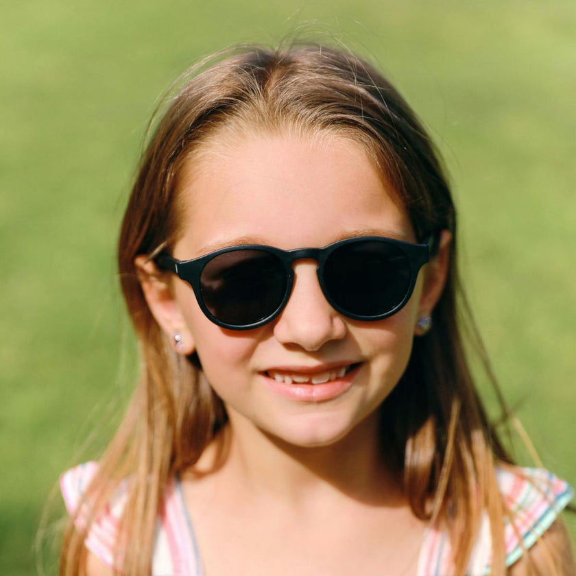 Polarized Keyhole Sunglasses: Jet Black