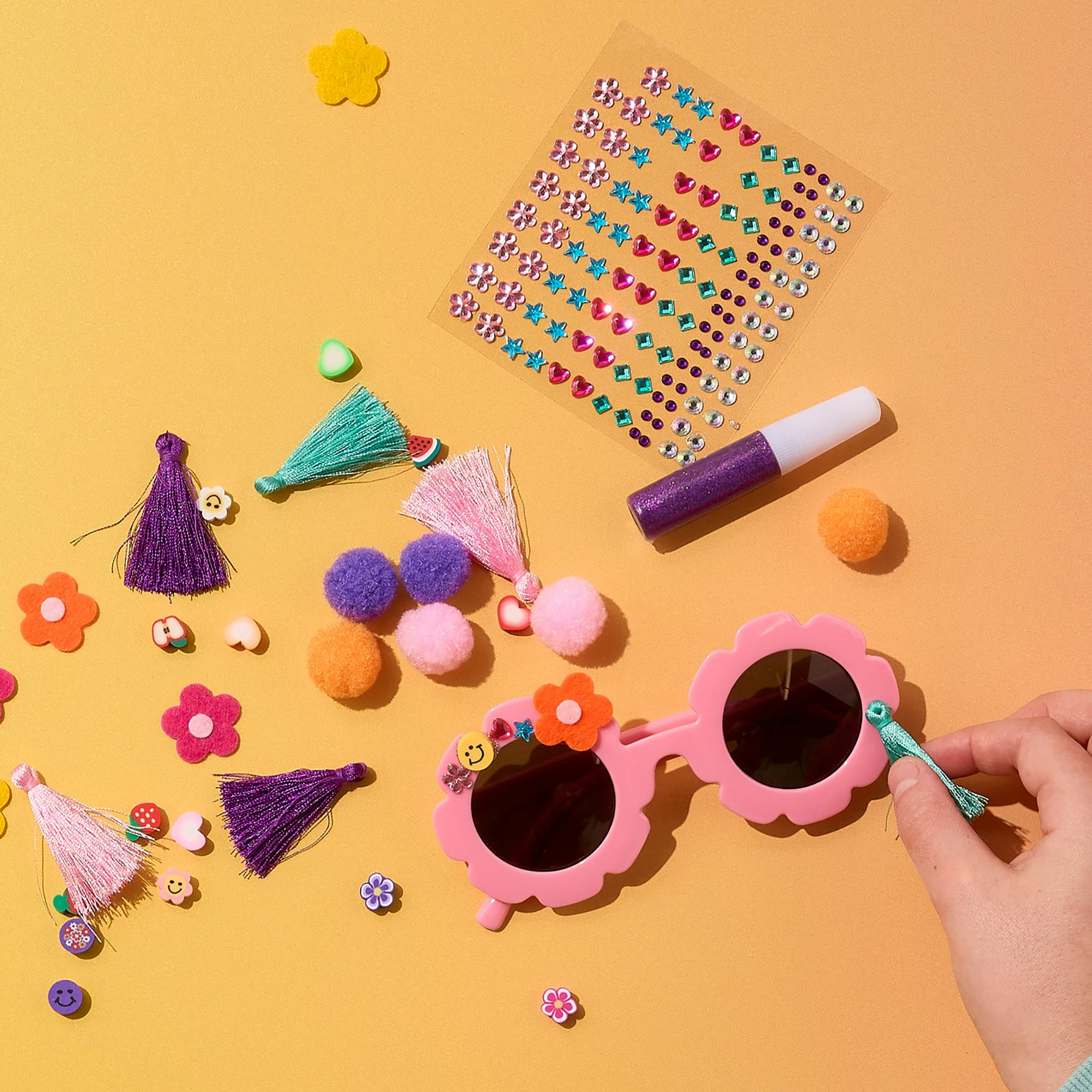 JOS: Decorate Your Own Sunglasses - Flower