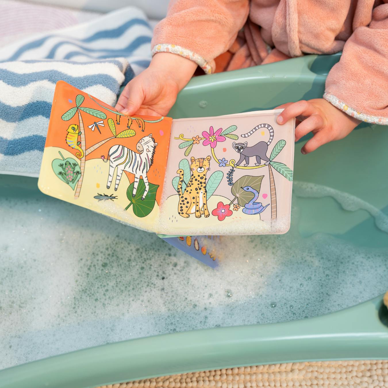 Jungle Magic Water Bath Book
