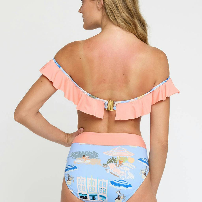 Toni Top in Coast to Coast