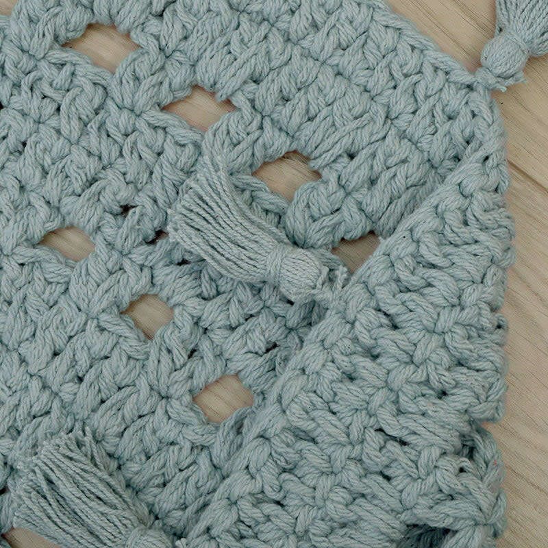 Nila Hand-Crocheted Tassel Round Rug